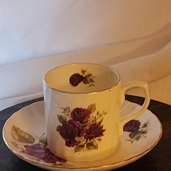 Golden Crown Fine Bone China England Purple Rose Cup and Saucer - Picture 8 of 9